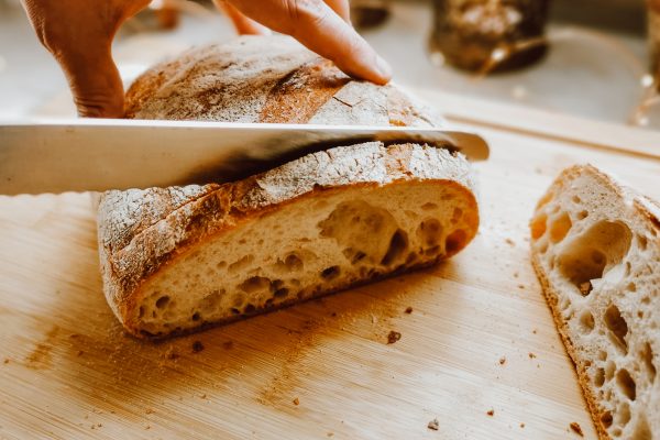 Cutting-Bread